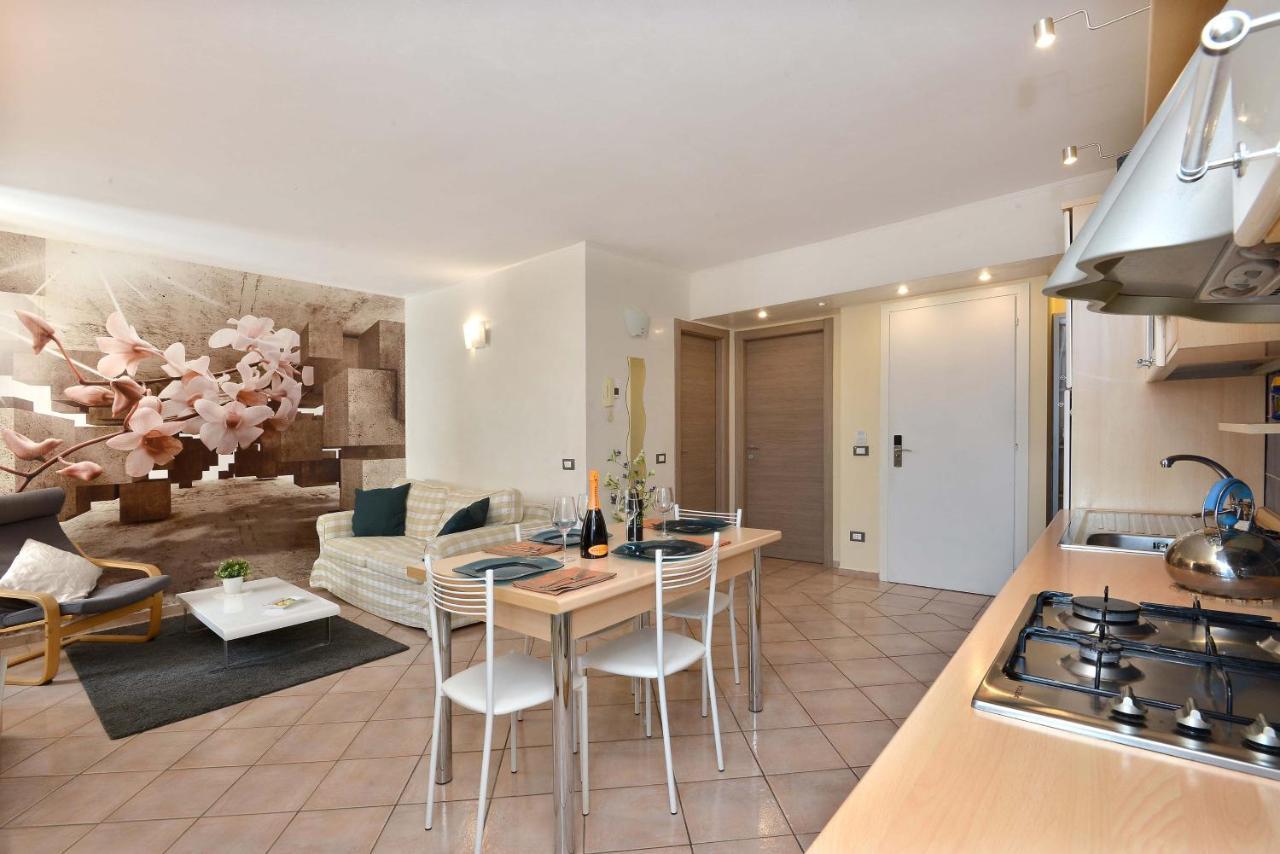 Antiche Rive Holidays Apartments Salò Buitenkant foto