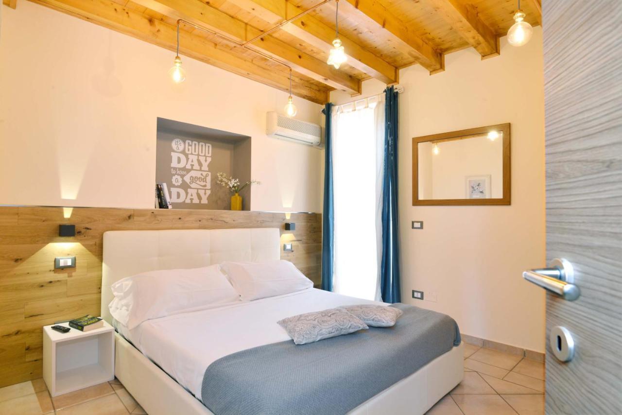 Antiche Rive Holidays Apartments Salò Buitenkant foto