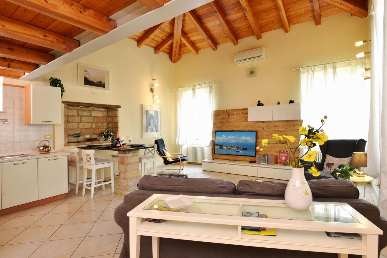 Antiche Rive Holidays Apartments Salò Buitenkant foto