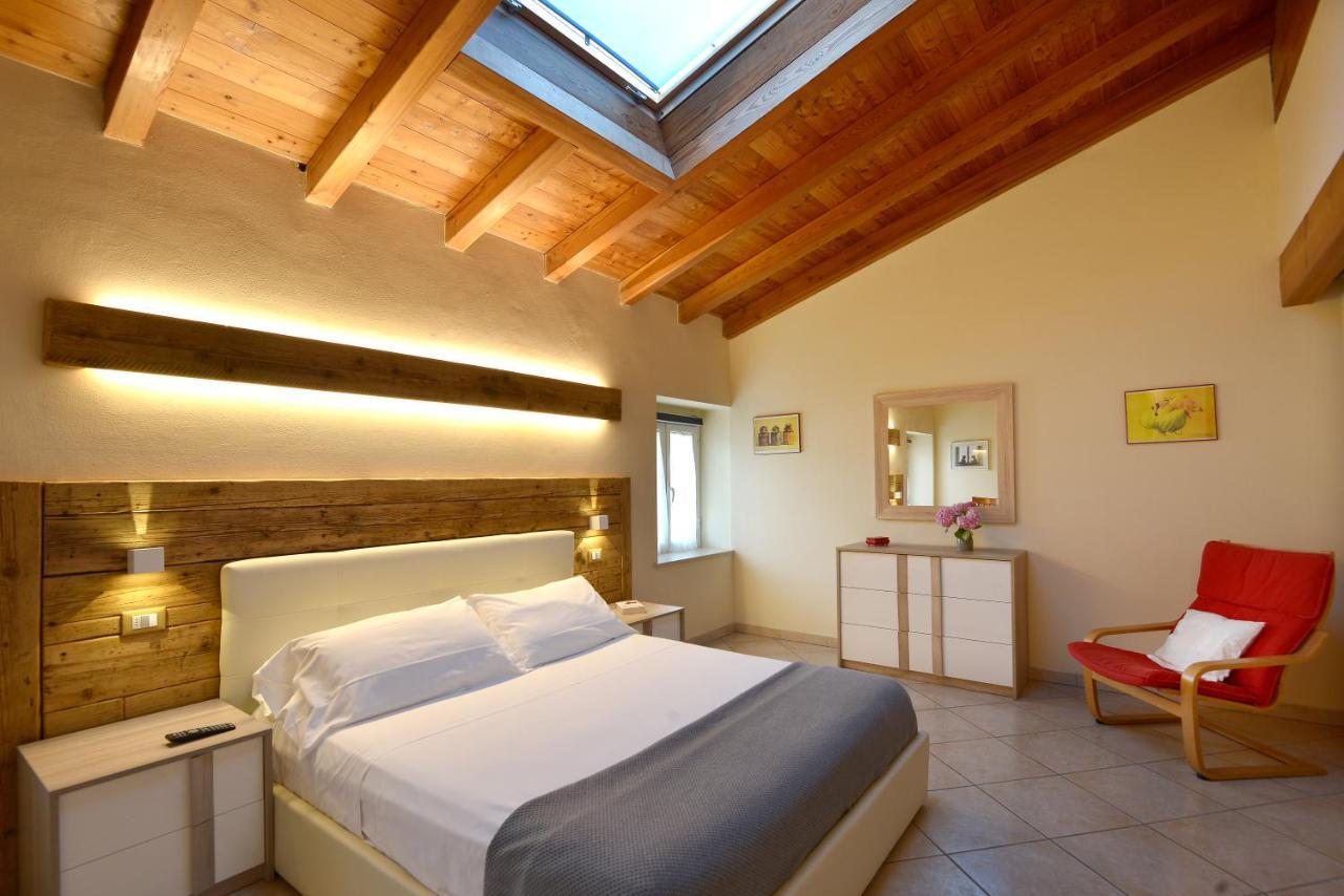 Antiche Rive Holidays Apartments Salò Buitenkant foto