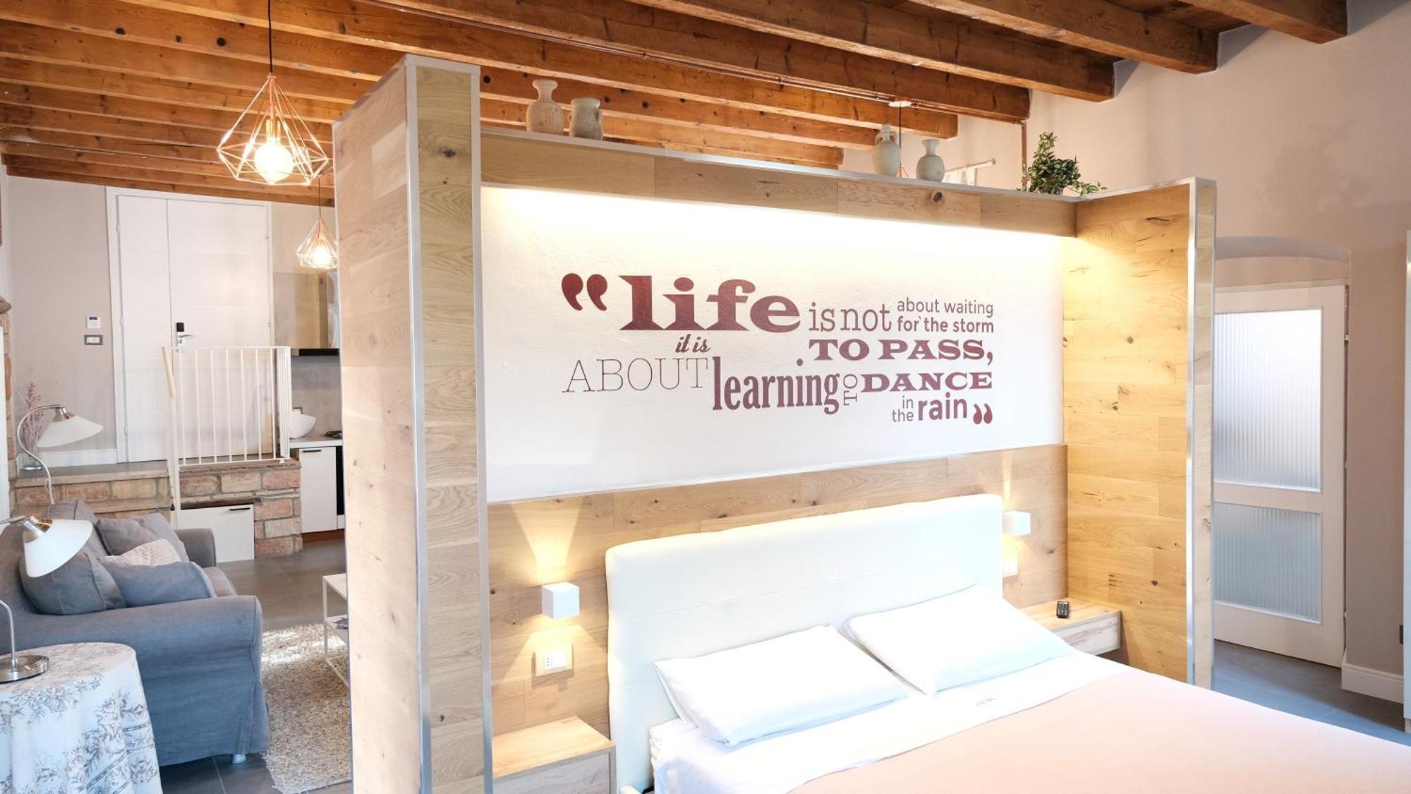 Antiche Rive Holidays Apartments Salò Buitenkant foto