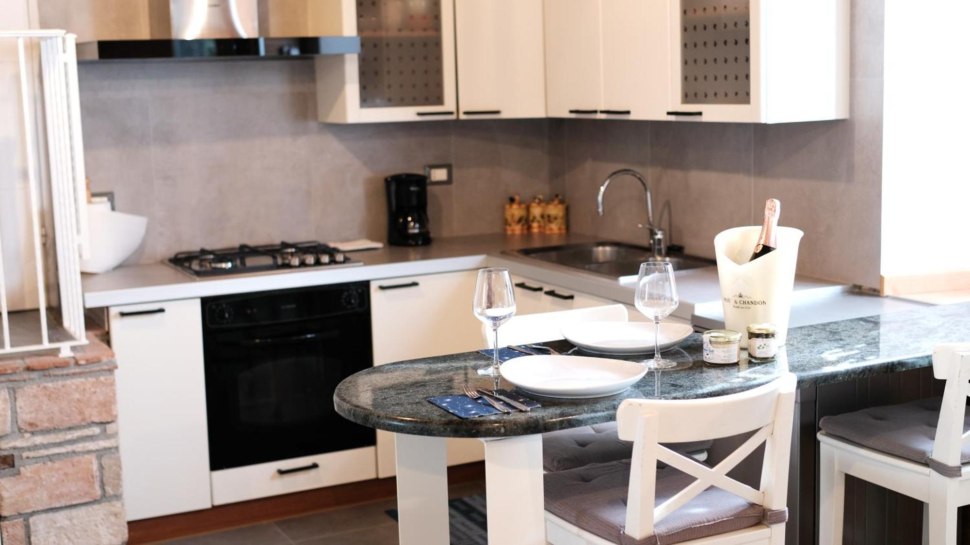 Antiche Rive Holidays Apartments Salò Buitenkant foto